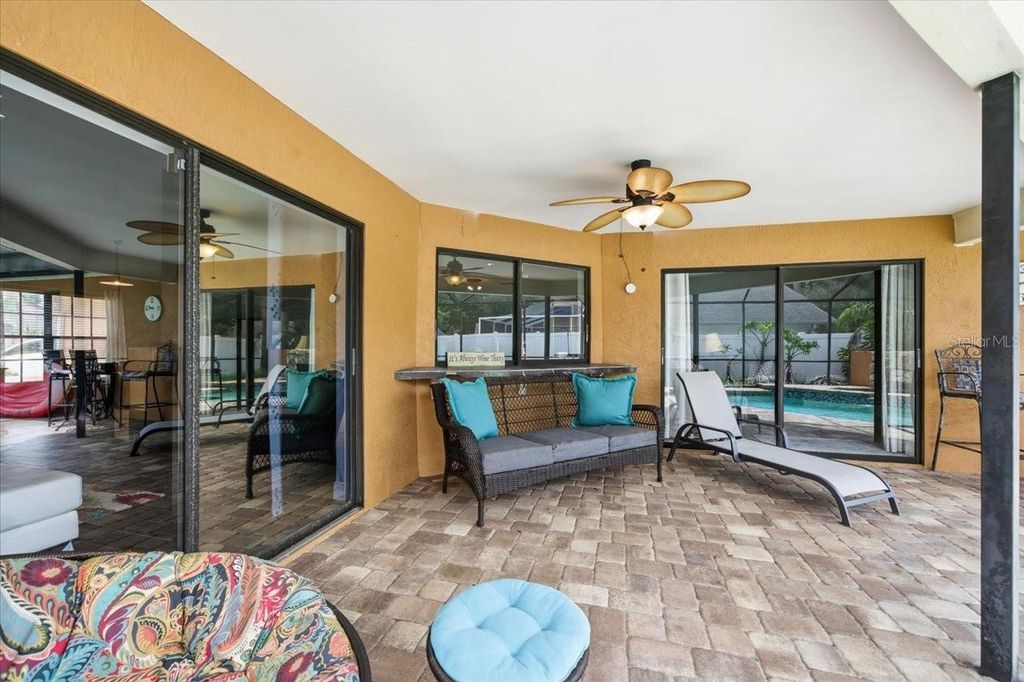 Image 33 of property listing at 11803 SWEETPEA COURT, Tampa, FL 33635