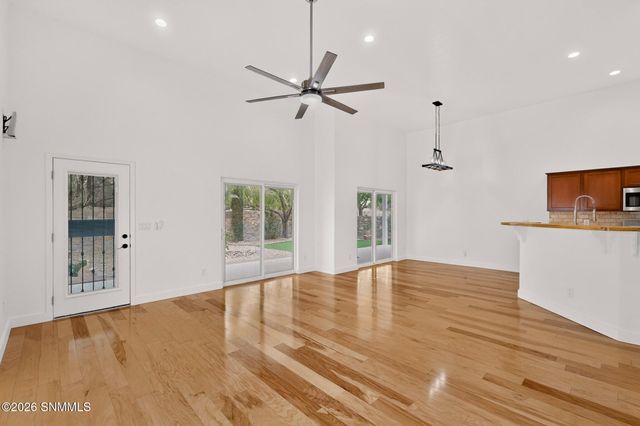 2073 San Patricio Loop, Las Cruces, NM 88011