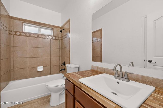 2073 San Patricio Loop, Las Cruces, NM 88011