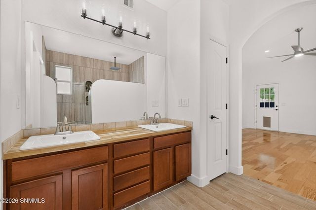 2073 San Patricio Loop, Las Cruces, NM 88011