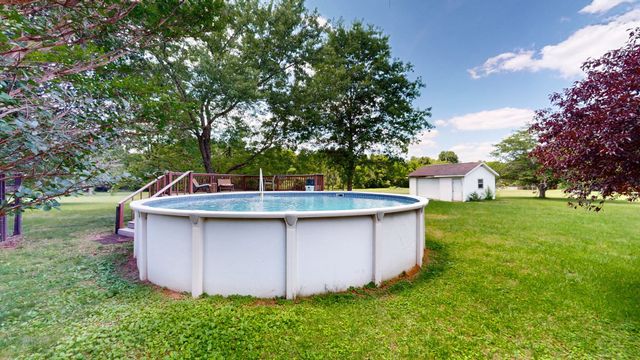 7770 Bridlewood Dr, Christiana, TN 37037