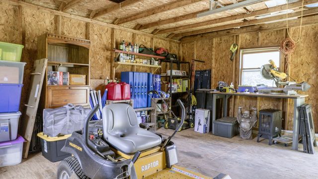 7770 Bridlewood Dr, Christiana, TN 37037