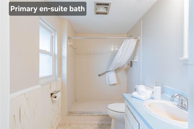 1175 CR 463B, Lake Panasoffkee, FL 33538