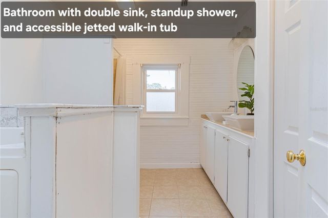 1175 CR 463B, Lake Panasoffkee, FL 33538