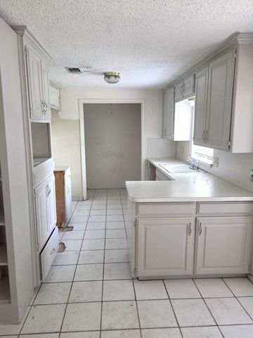 515 Grants Parkway, Arlington, TX 76014