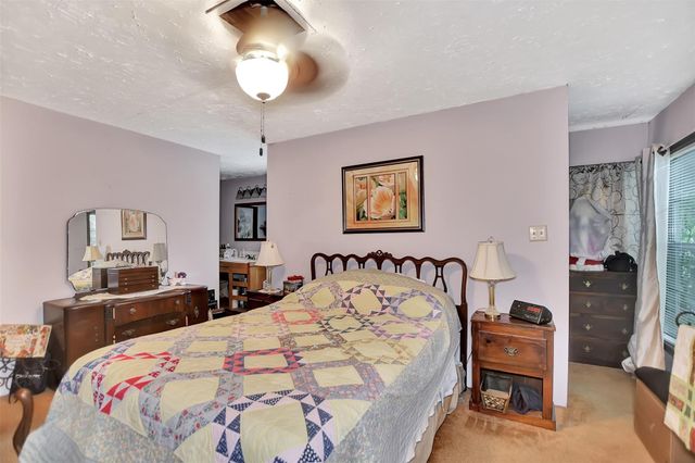 3820 Sam Houston Road, Willis, TX 77378