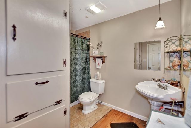 3820 Sam Houston Road, Willis, TX 77378