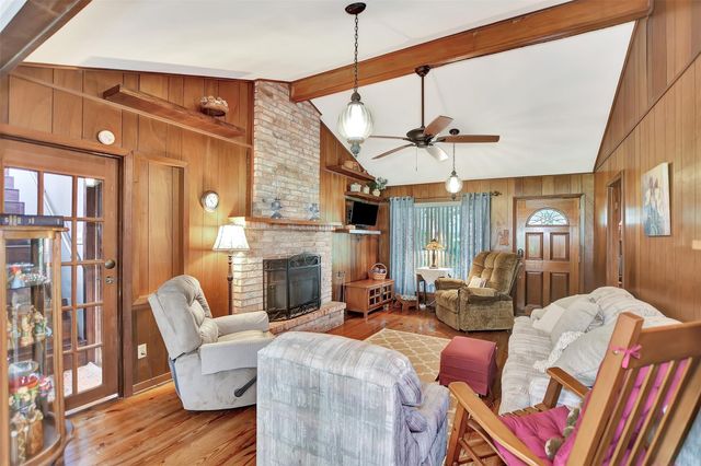 3820 Sam Houston Road, Willis, TX 77378