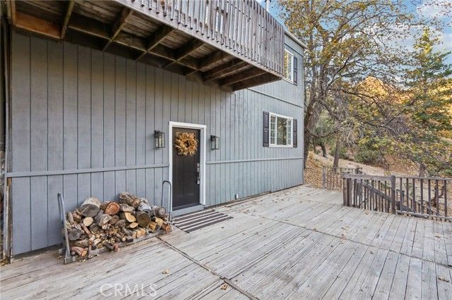 5866 Robin Oak Drive, Angelus Oaks, CA 92305