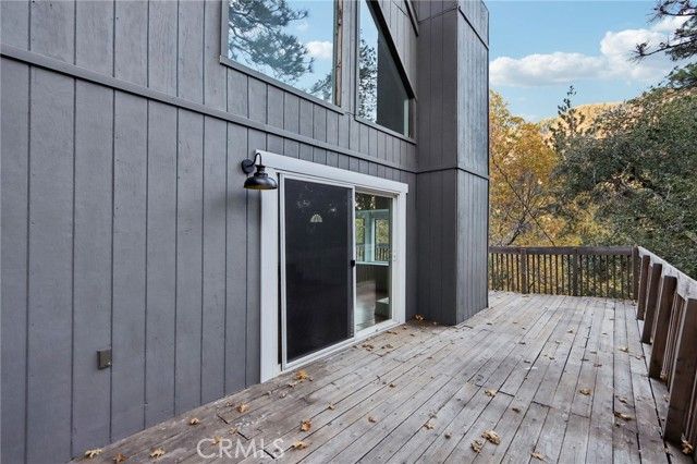 5866 Robin Oak Drive, Angelus Oaks, CA 92305