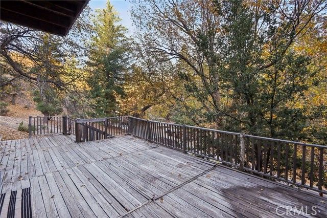 5866 Robin Oak Drive, Angelus Oaks, CA 92305