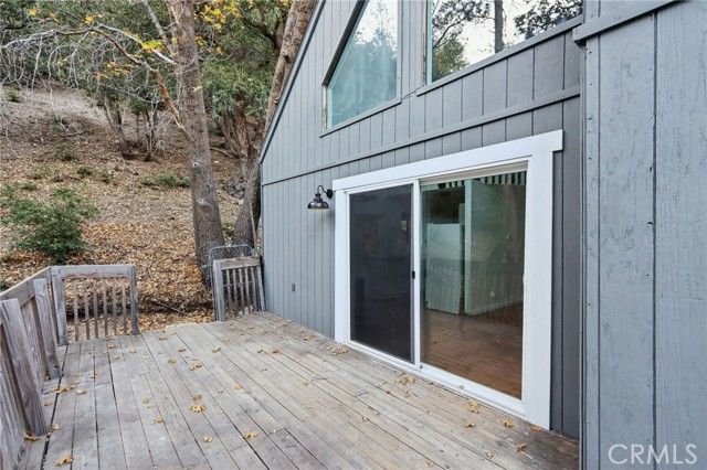 5866 Robin Oak Drive, Angelus Oaks, CA 92305