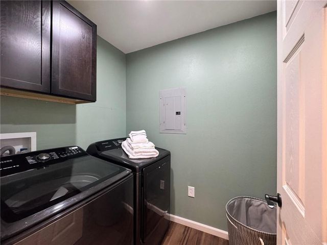 233 W 5th Street, Adrian, MO 64720