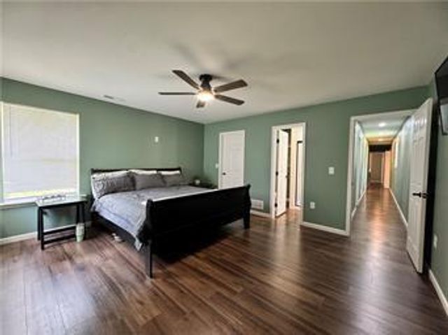 233 W 5th Street, Adrian, MO 64720