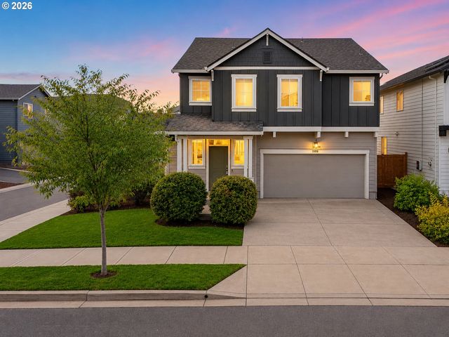 1999 KILLIAN SPRING Dr, Woodburn, OR 97071