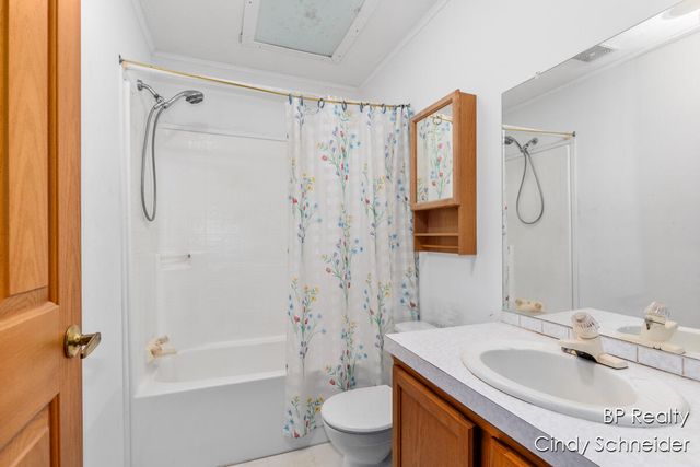 12325 Katherine Court, Grand Haven, MI 49417