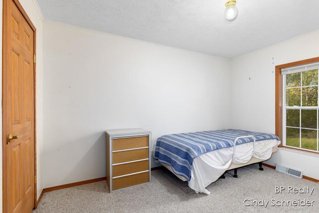 12325 Katherine Court, Grand Haven, MI 49417