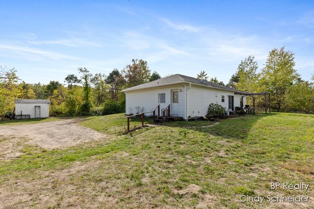 12325 Katherine Court, Grand Haven, MI 49417