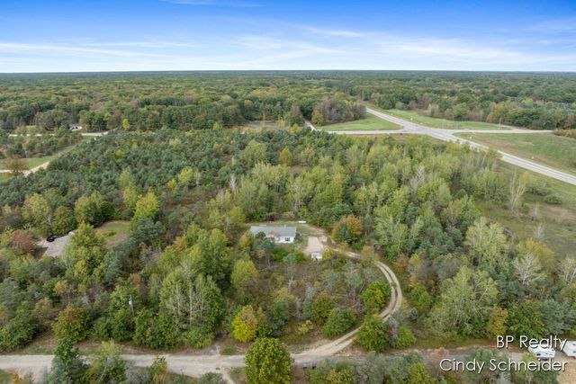 12325 Katherine Court, Grand Haven, MI 49417