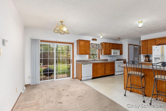 12325 Katherine Court, Grand Haven, MI 49417