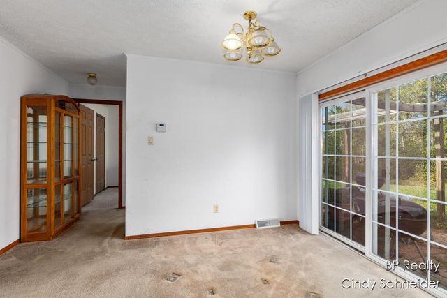 12325 Katherine Court, Grand Haven, MI 49417