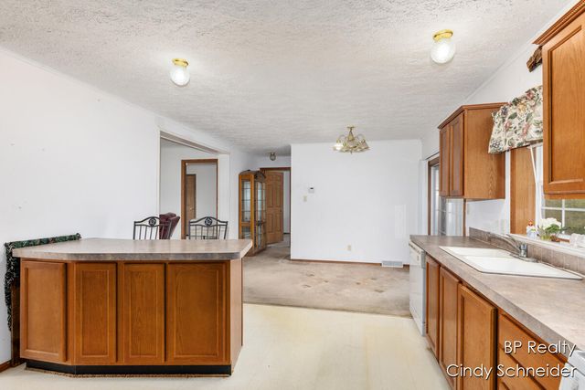 12325 Katherine Court, Grand Haven, MI 49417