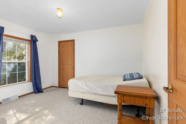 12325 Katherine Court, Grand Haven, MI 49417