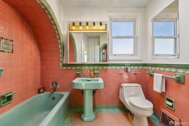 2830 Lawton Street, San Francisco, CA 94122