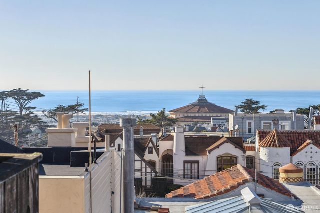 2830 Lawton Street, San Francisco, CA 94122