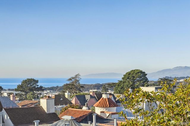 2830 Lawton Street, San Francisco, CA 94122