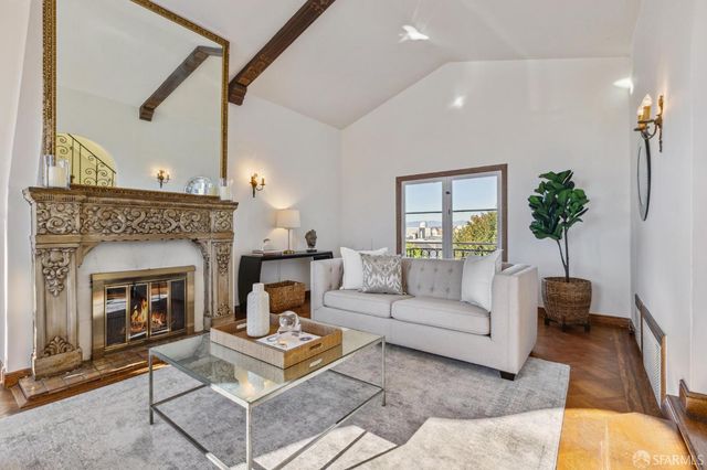 2830 Lawton Street, San Francisco, CA 94122