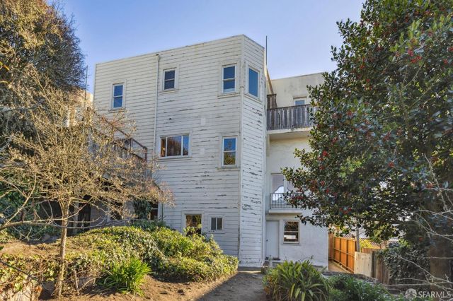 2830 Lawton Street, San Francisco, CA 94122