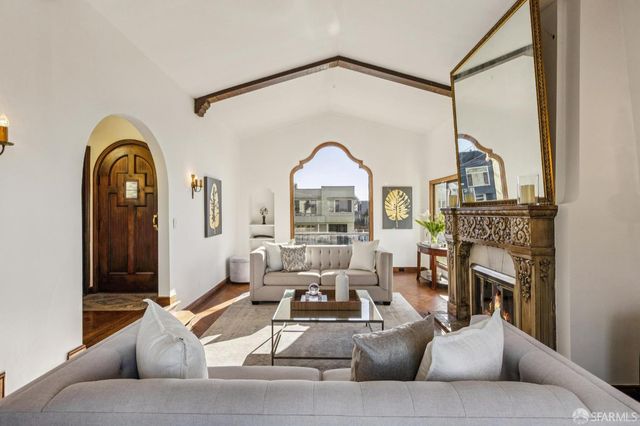 2830 Lawton Street, San Francisco, CA 94122