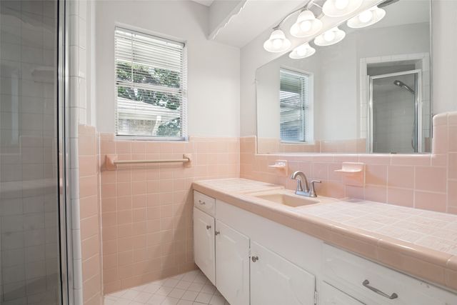 7003 Kingsbury Drive 7003, Dallas, TX 75231