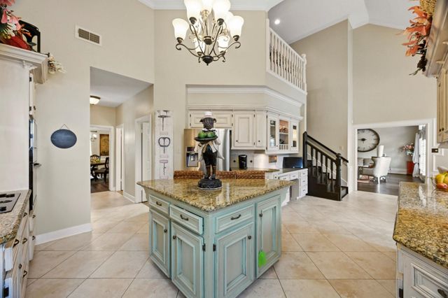 5230 Wincroft Court, Houston, TX 77069