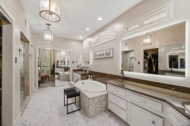 5230 Wincroft Court, Houston, TX 77069
