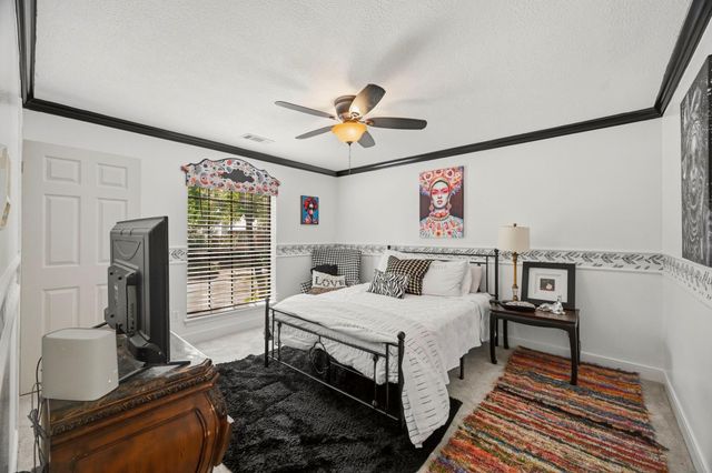 5230 Wincroft Court, Houston, TX 77069