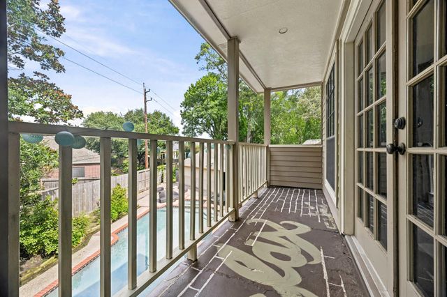 5230 Wincroft Court, Houston, TX 77069