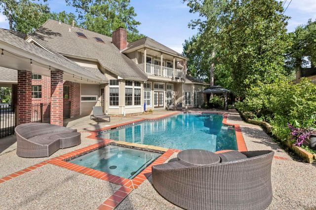 5230 Wincroft Court, Houston, TX 77069