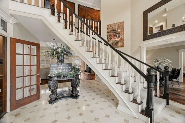 5230 Wincroft Court, Houston, TX 77069