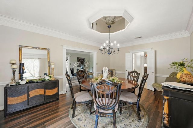 5230 Wincroft Court, Houston, TX 77069