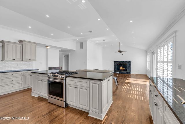 68 Blue Heron Drive S, Toms River, NJ 08753