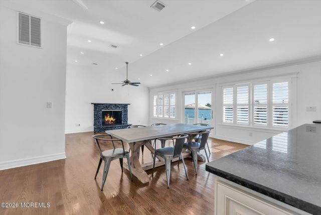 68 Blue Heron Drive S, Toms River, NJ 08753