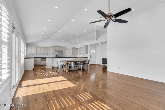 68 Blue Heron Drive S, Toms River, NJ 08753