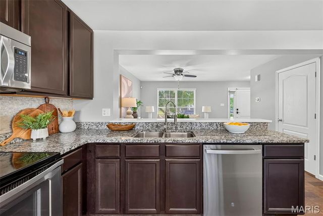 3113 Keelboat Crossing, St Charles, MO 63301