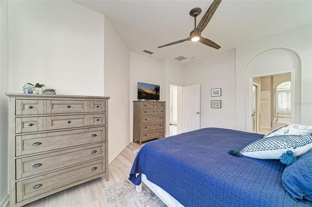 4727 COMPASS DRIVE, Bradenton, FL 34208