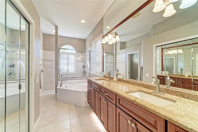 4727 COMPASS DRIVE, Bradenton, FL 34208