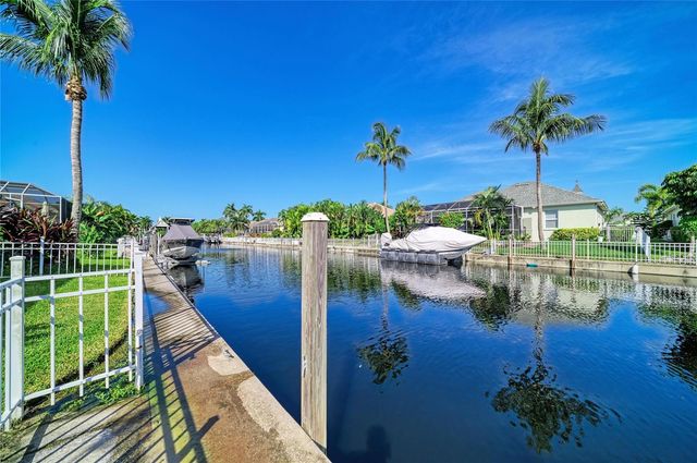 4727 COMPASS DRIVE, Bradenton, FL 34208