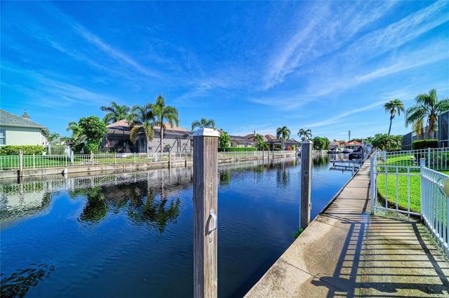 4727 COMPASS DRIVE, Bradenton, FL 34208
