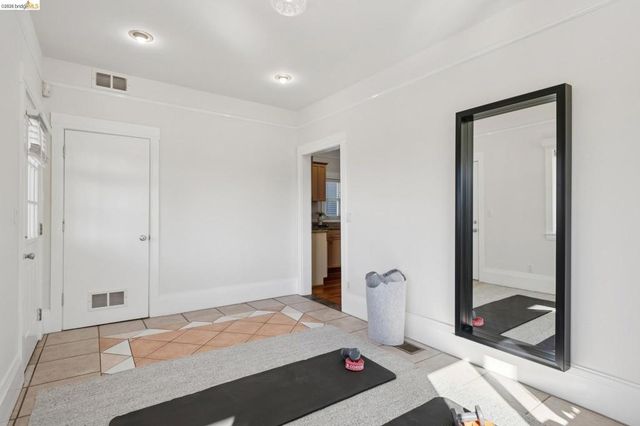 5339 Princeton St, Oakland, CA 94601